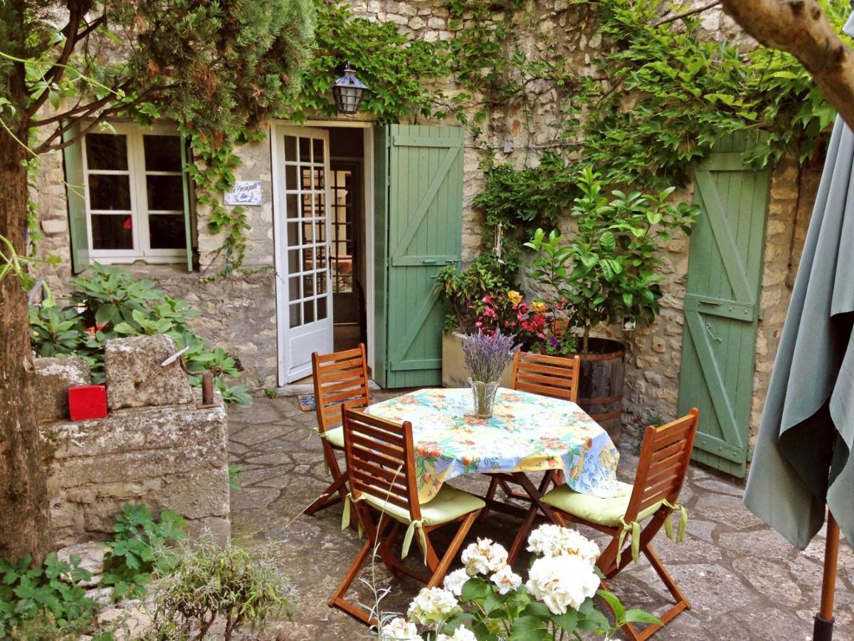 Bed and Breakfast Au Coeur De La Cite Medievale Vaison-la-Romaine Exterior foto